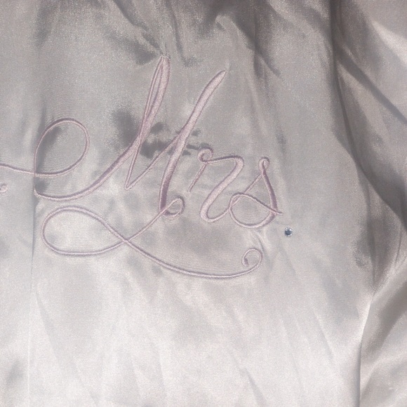Beautiful White “Mrs.” Robe - Picture 4 of 4